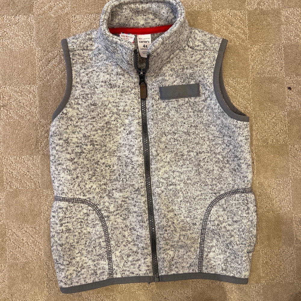 Carters gray vest 4t like new
